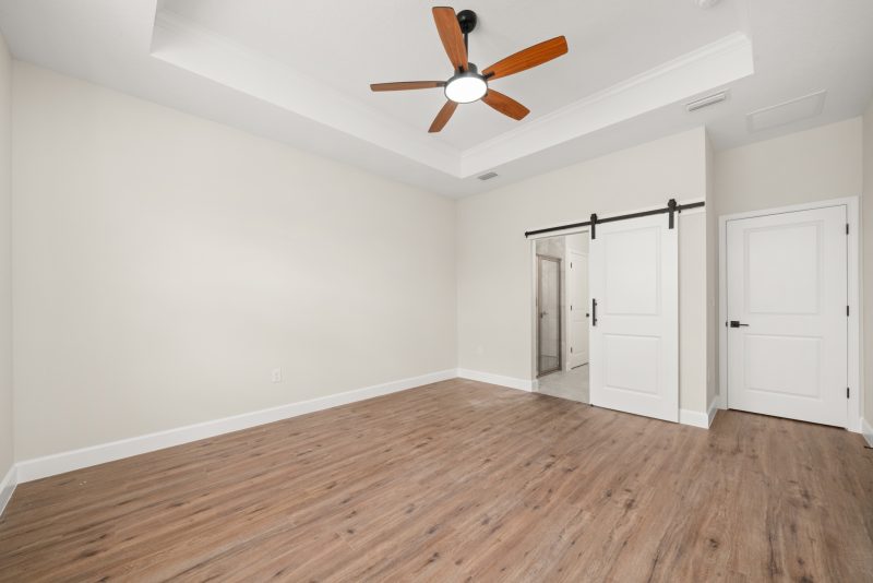 Oak master suite- barn door